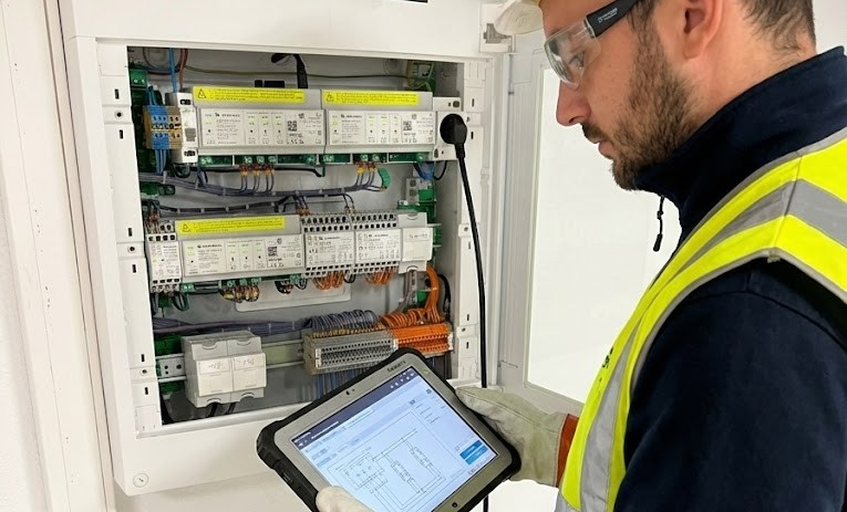 Maintenance préventive et curative d'installations de gestion d'éclairage DALI.